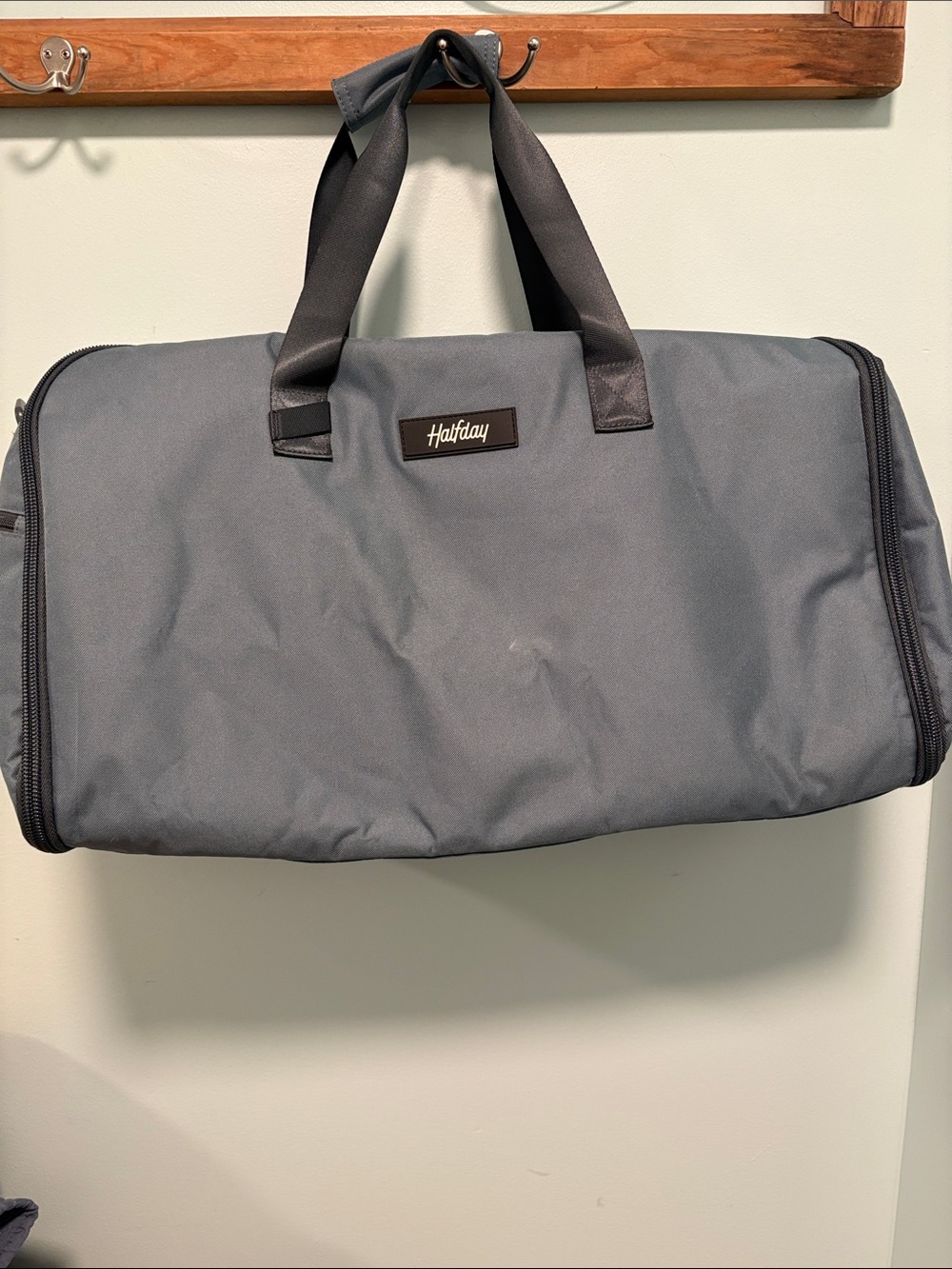 Halfday Gray Men's Duffel - Travel & Gym Pack